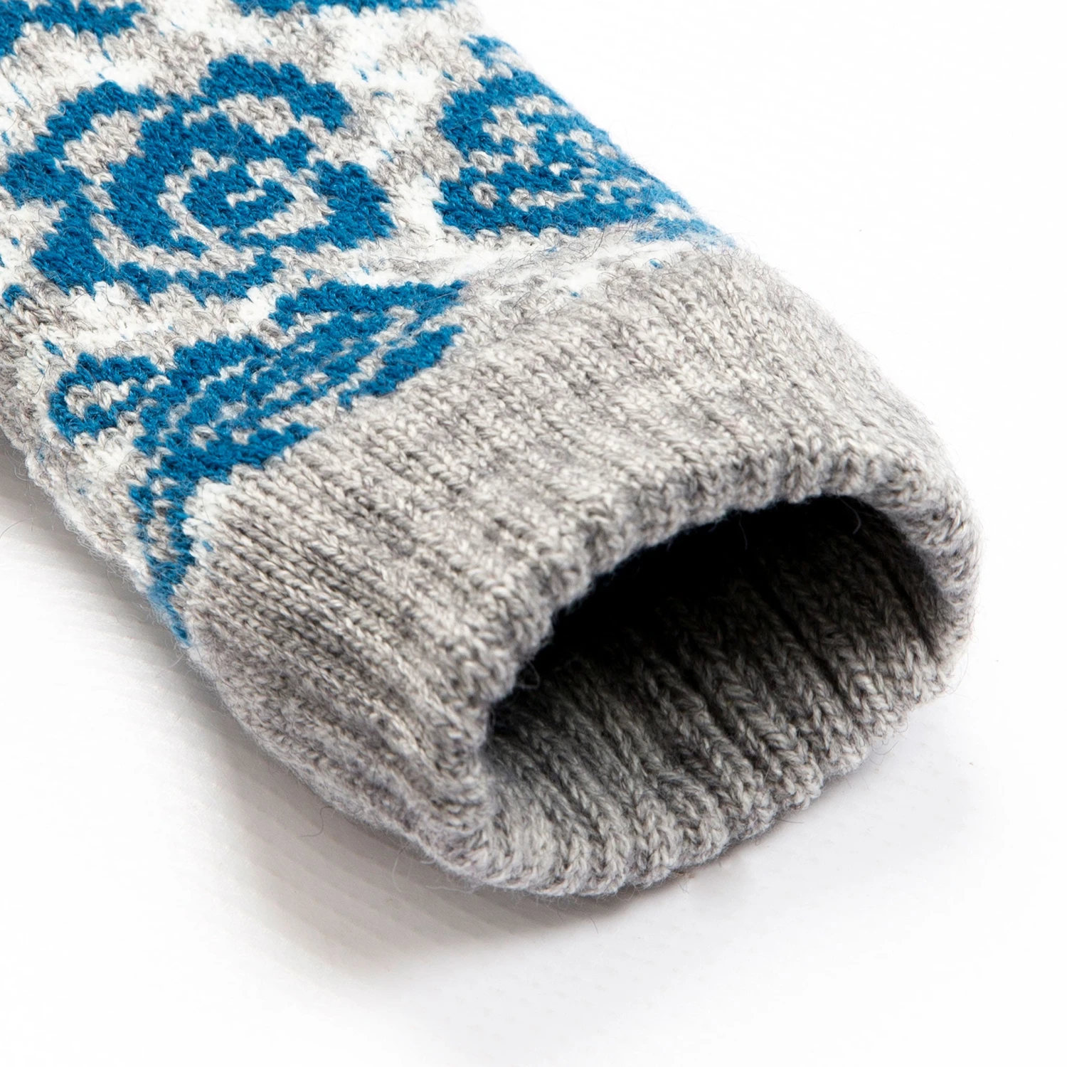 Women’s Jacquard Knitted Gloves With Rose Pattern - Image 10