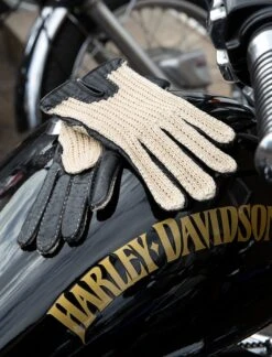 Women's Handsewn Crochet-Back Imitation Peccary Leather Driving Gloves -Dents 7 3000Black