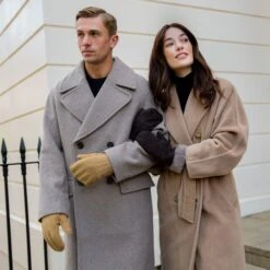 Men’s Handsewn Three-Point Lambskin Gloves -Dents mens lambskin camel gloves