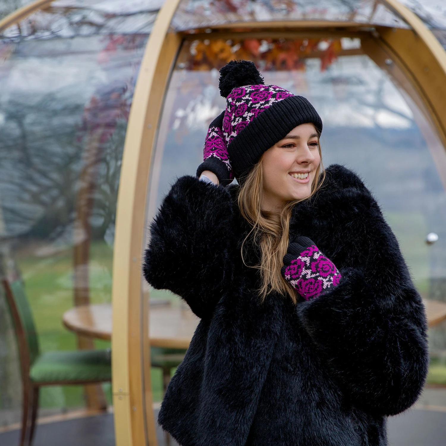 Women’s Jacquard Knitted Gloves With Rose Pattern - Image 13