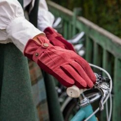 Women's Three-Point Fleece-Lined Suede Gloves -Dents womens suede gloves claret 2